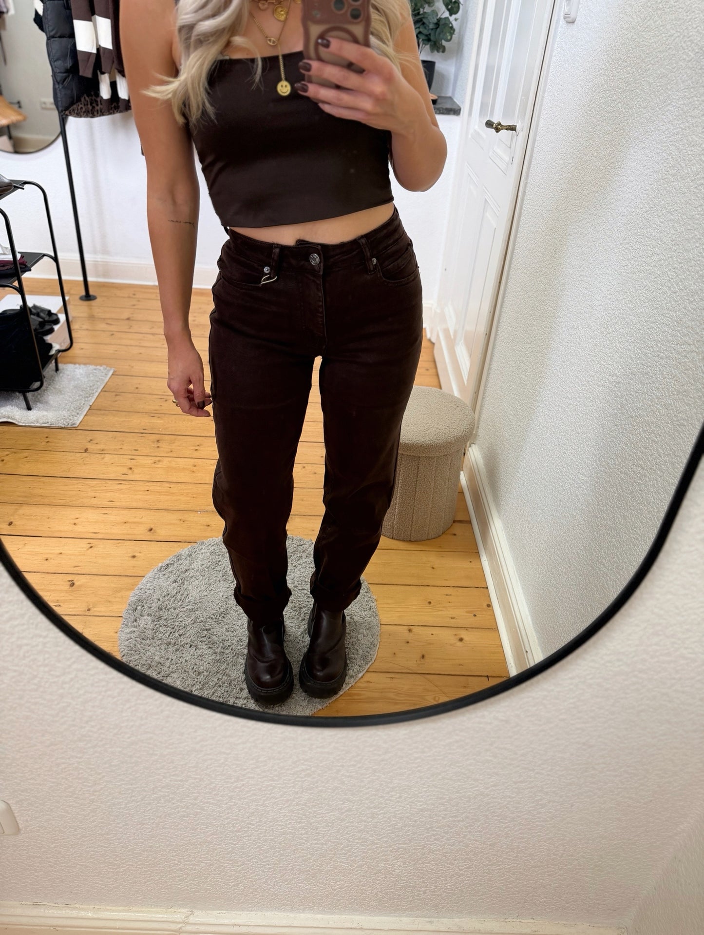 Mom jeans in Braun