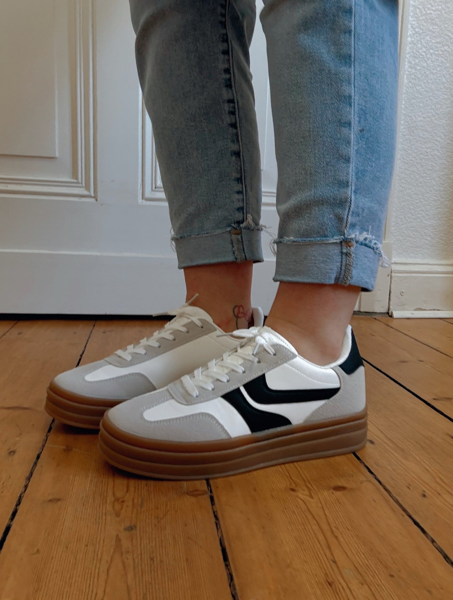 Sneaker „pretty“