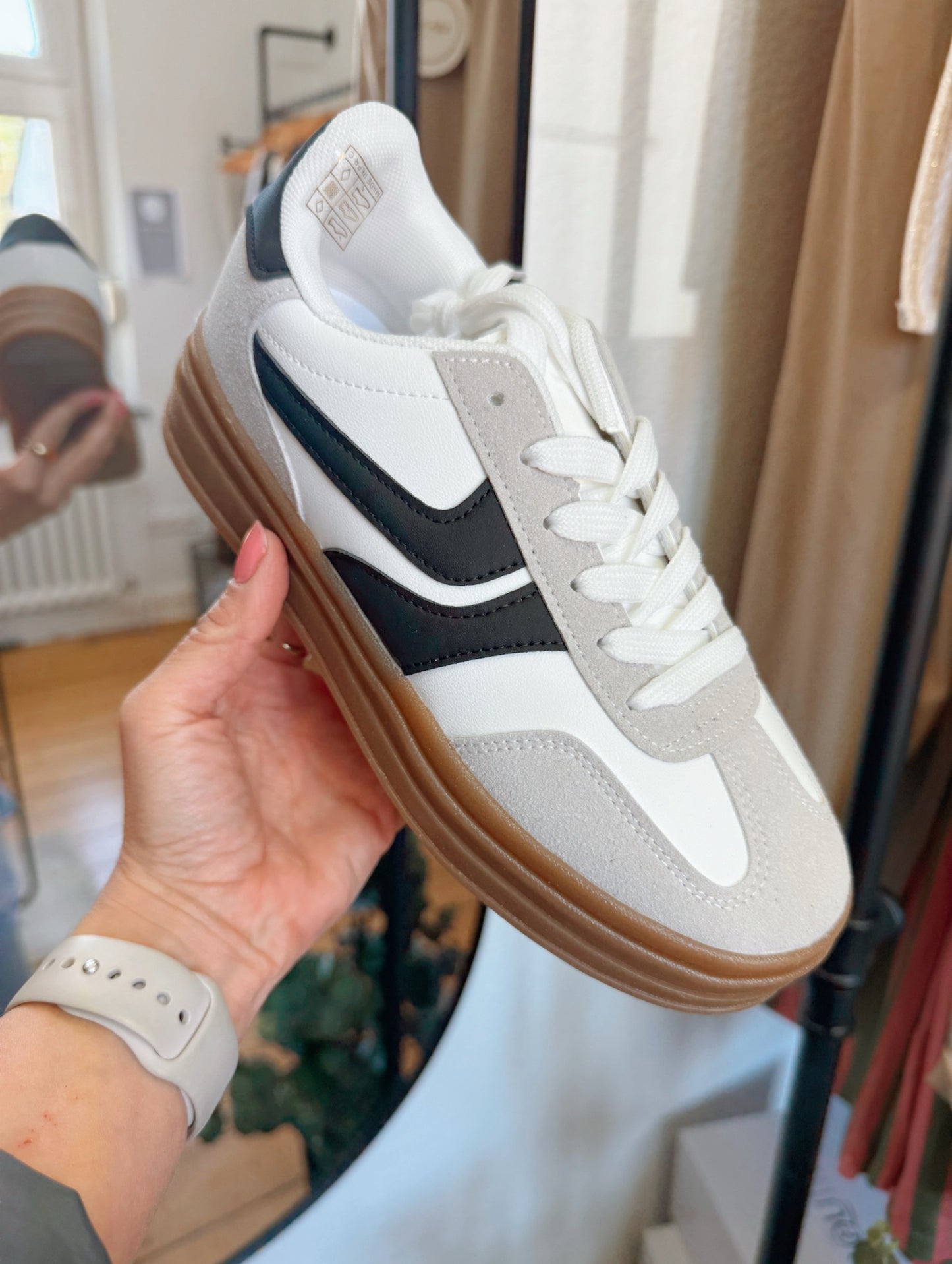 Sneaker „pretty“