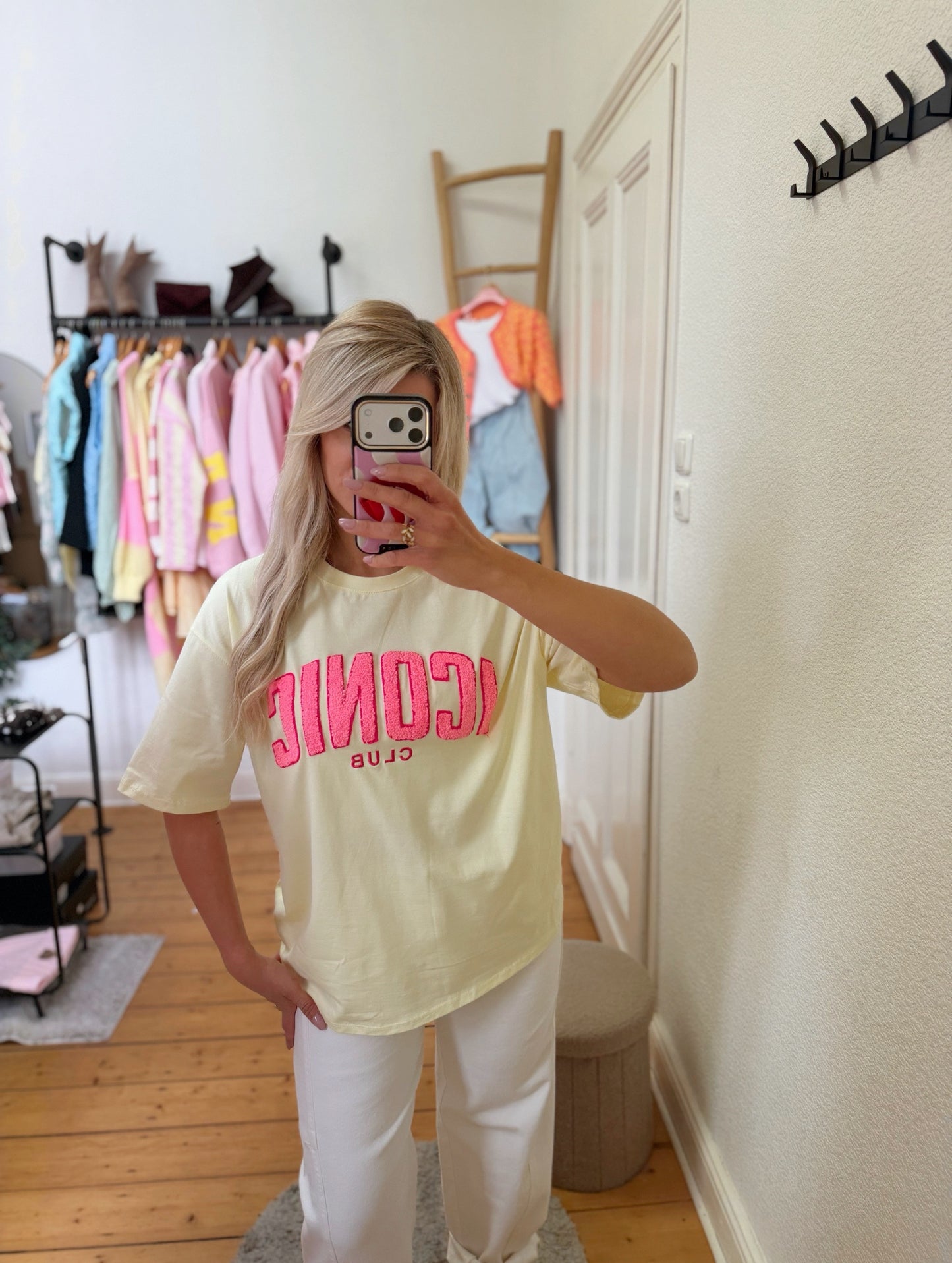 T-shirt „iconic“