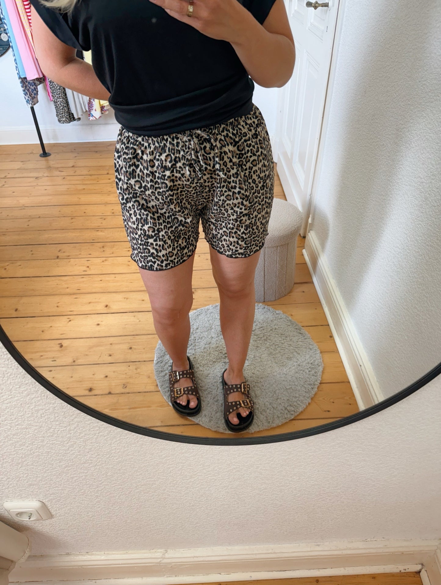 Krepp Shorts Leoprint