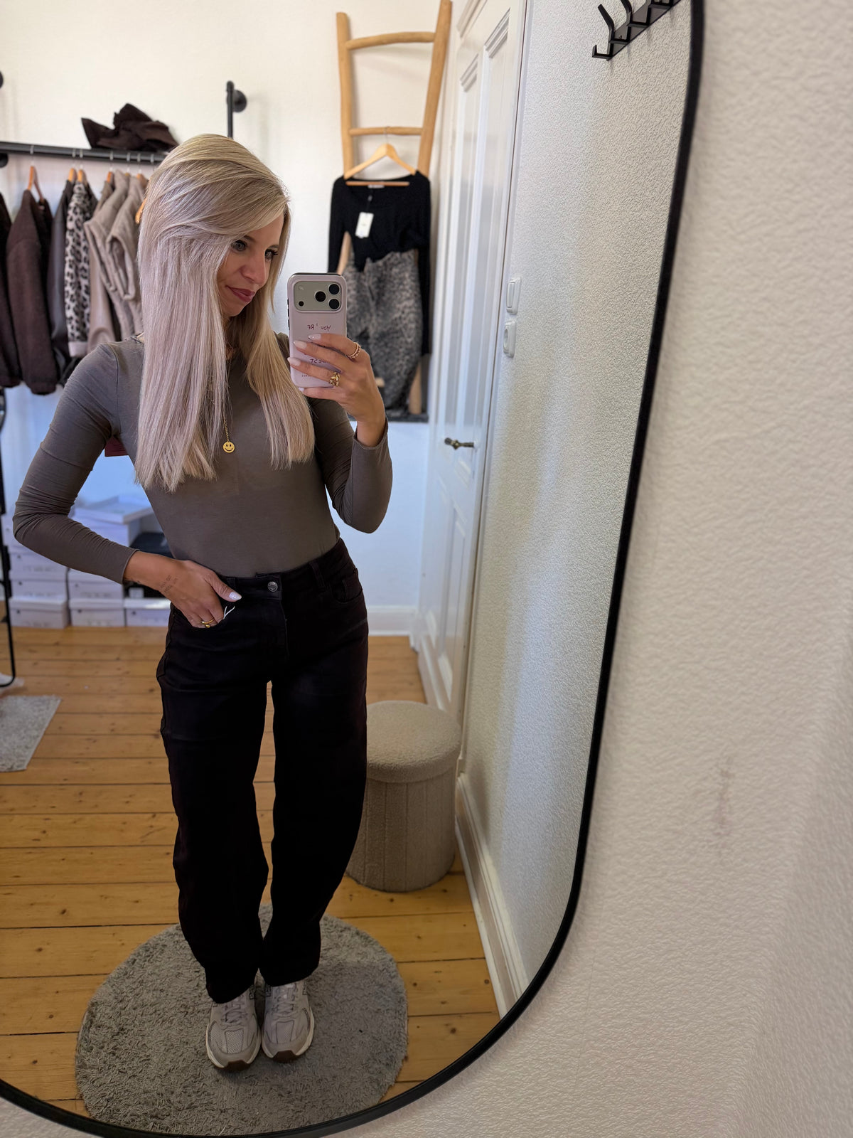 Ballon Jeans in dunkel braun