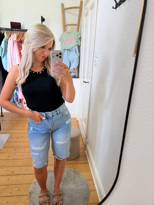 Top mit Nieten