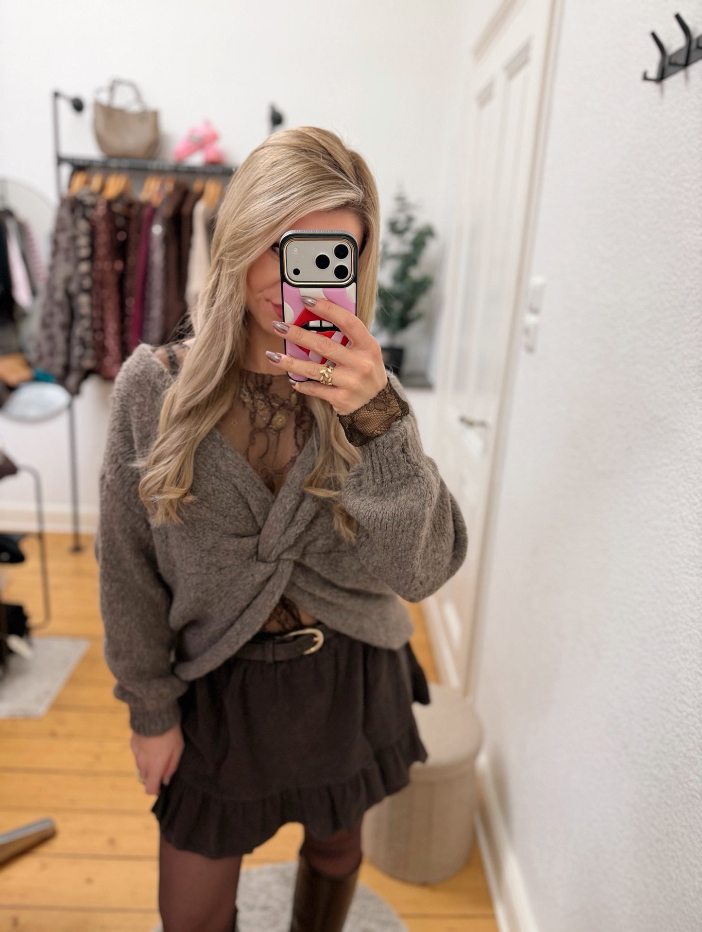 Pullover „different“