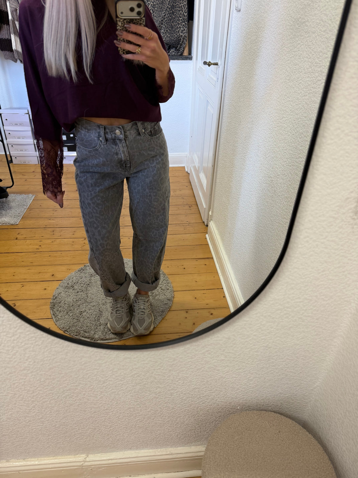 Ballon Leoprint Jeans in grau