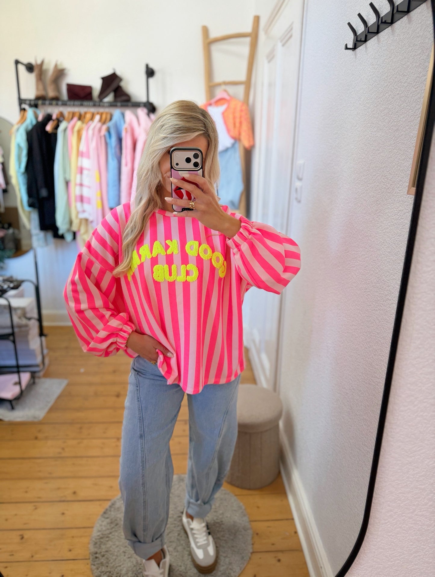 Sweater „good karma“