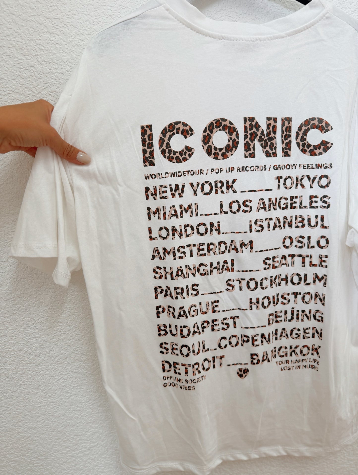 T-shirt „iconic“