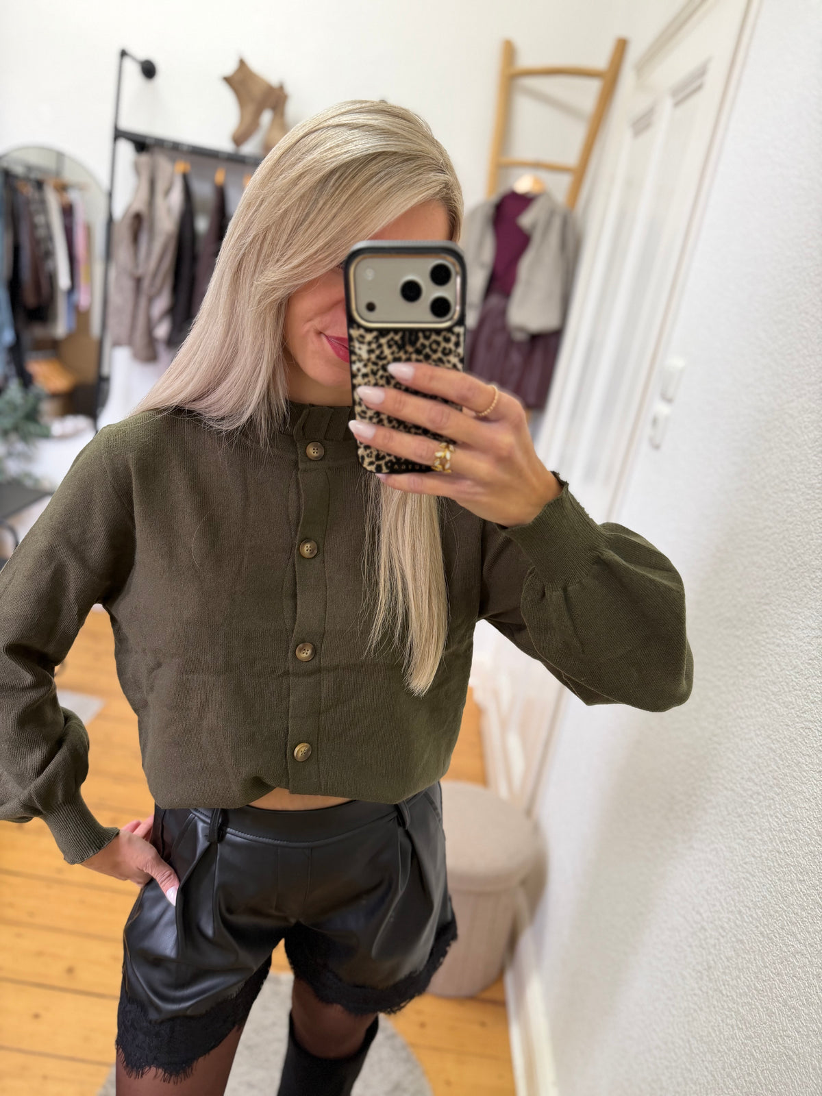 Cardigan „seen me”