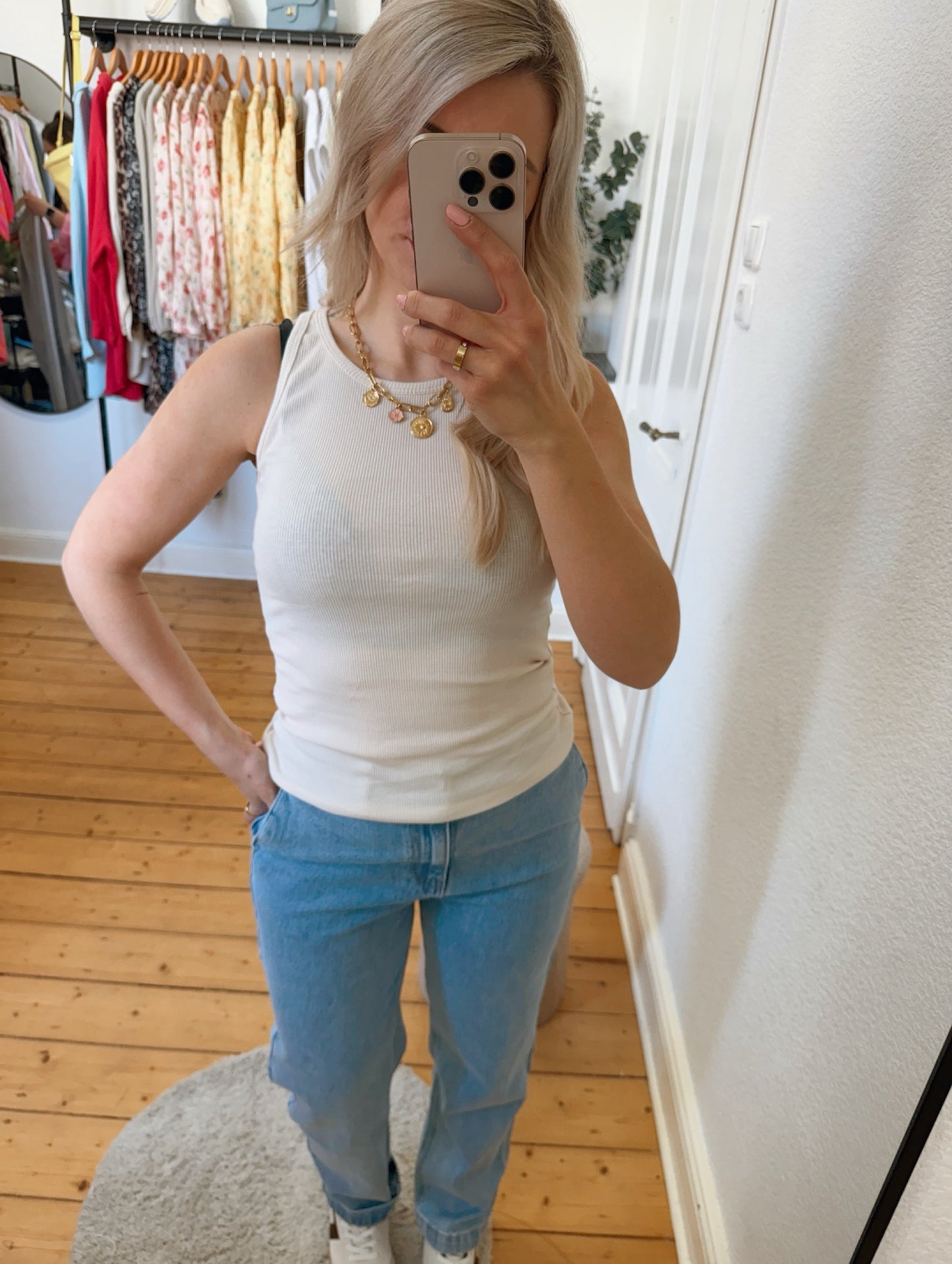 Basic top
